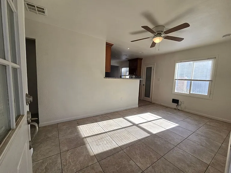 4124 W Avenue L6 — Photo 6