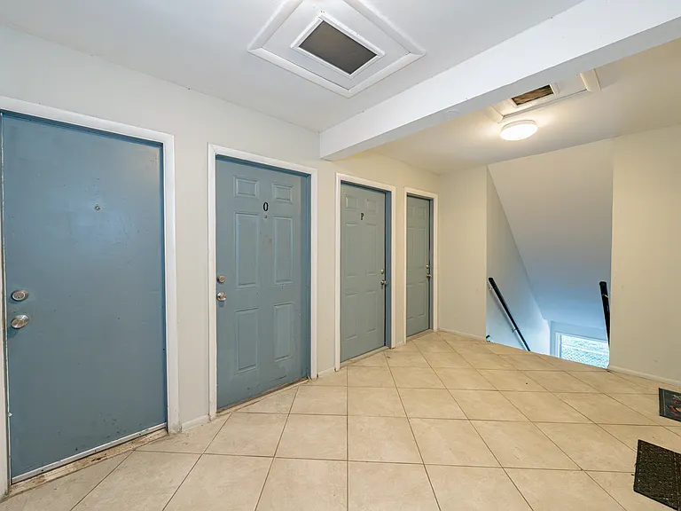 Interior_938NorthernDr_LP_29_11142025
