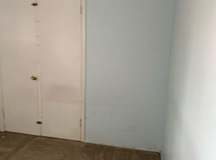 438 College Dr, Edison, NJ 08817