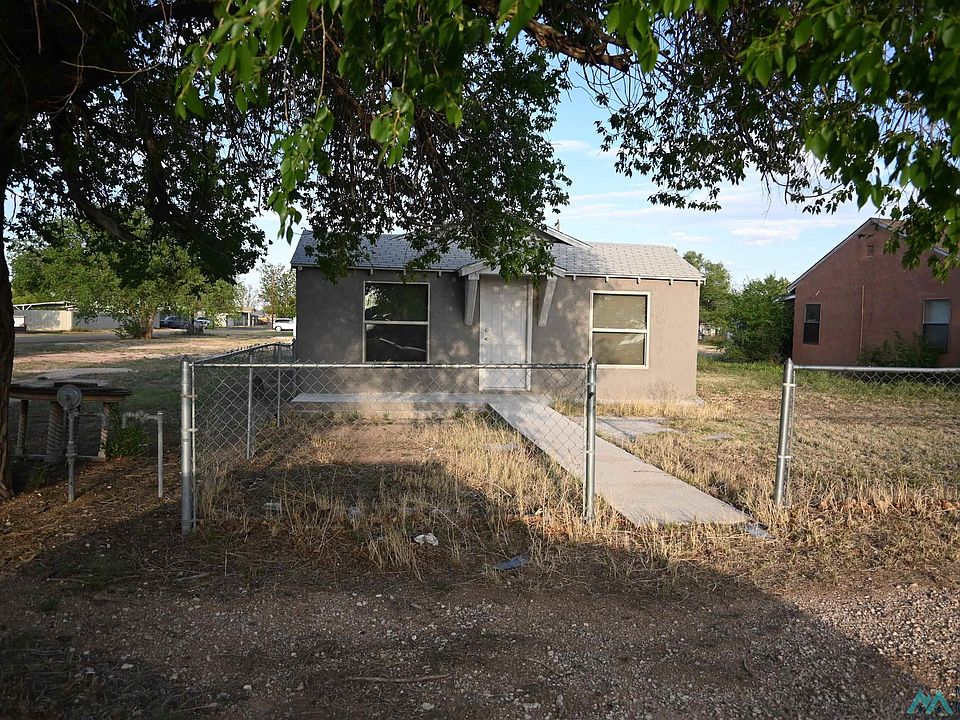 1st image of 1120 S Avenue J Pl