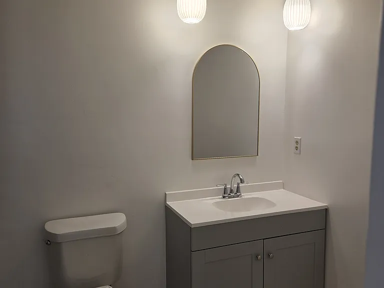 10247 Green Ash Rd — Photo 24