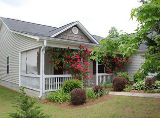 28 Akin Way, Cartersville, GA 30120