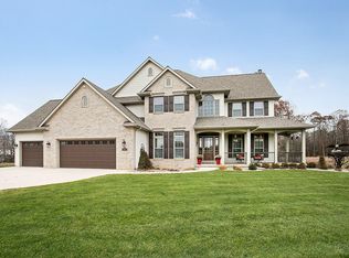 1650 Westbury Ct, Manitowoc, WI 54220