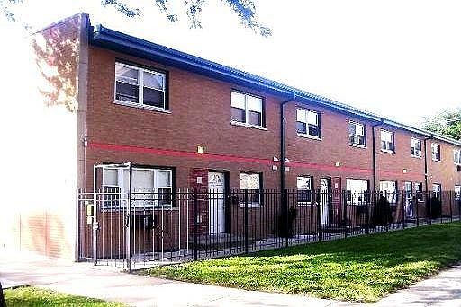 1st image of 7010 S East End Ave #5