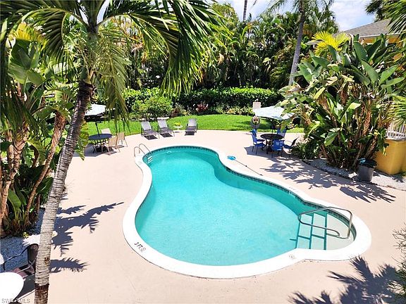 2nd image of 4290 Gulfstream DR #14