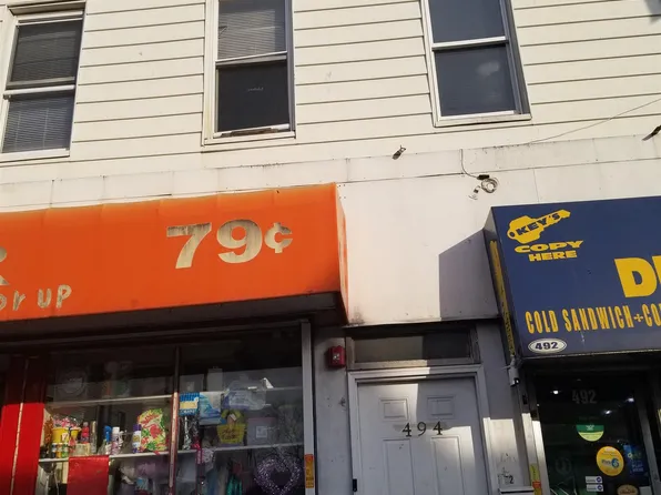 494 West Side Avenue image 1 of 11