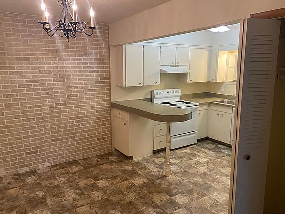 2nd image of 3410 Pennsylvania Ave #1