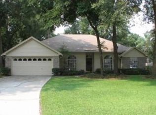 228 Honeysuckle Way, Saint Johns, FL 32259