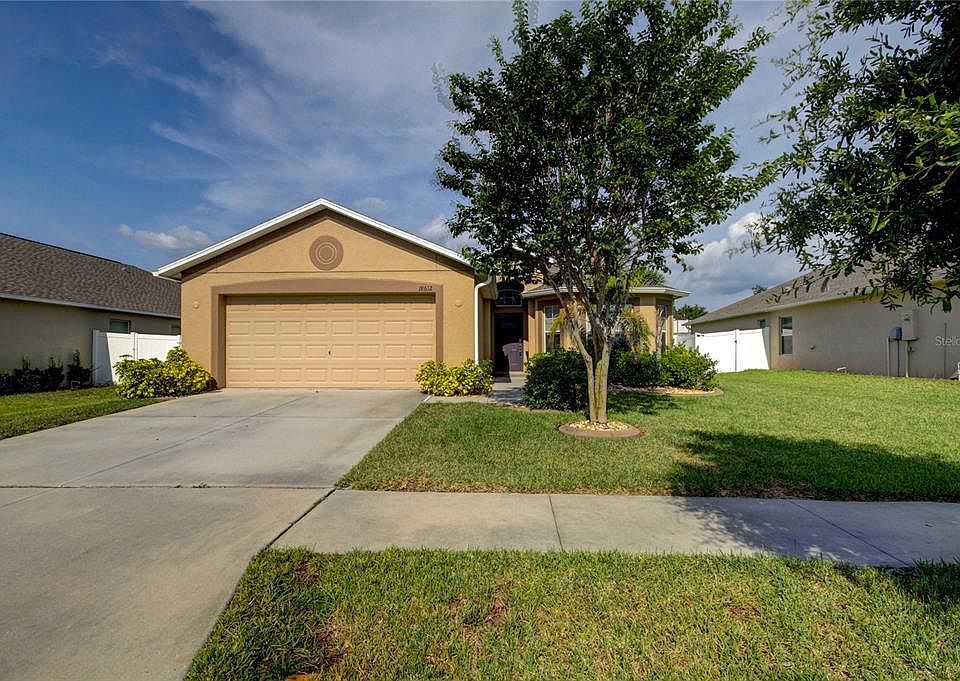 1st image of 18612 Dobson Dr