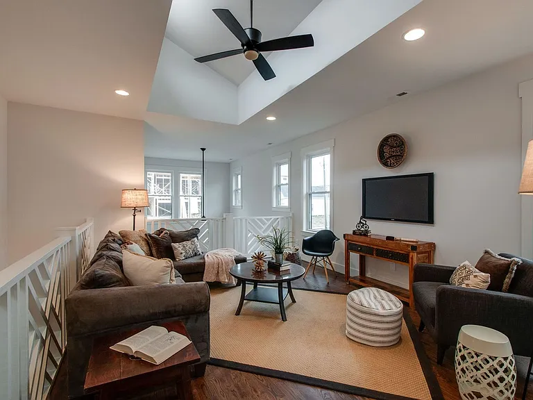 513B Weakley Ave — Photo 26