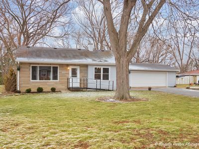 37114 N Shirley Dr, Gurnee, IL, 60031