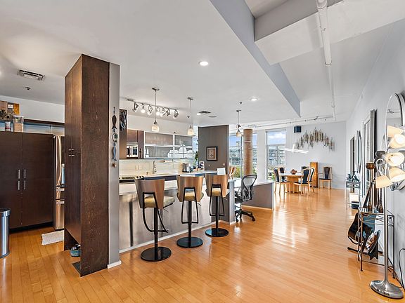 2nd image of 2115 Yeaman Pl APT 510