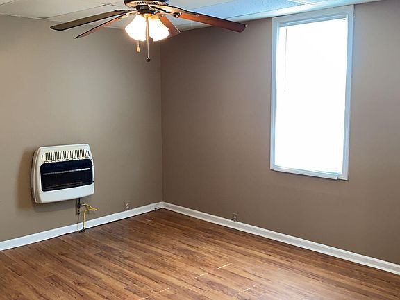 3rd image of 11 Allweather St