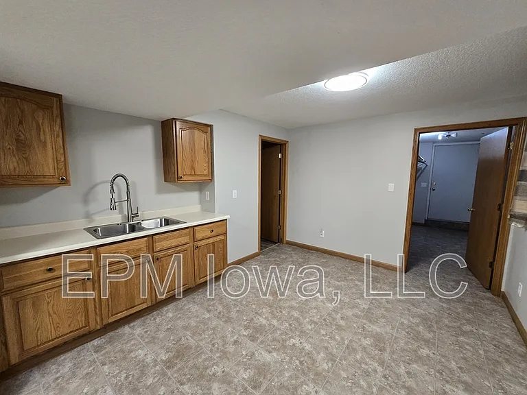 4710 Donald Dr — Photo 28
