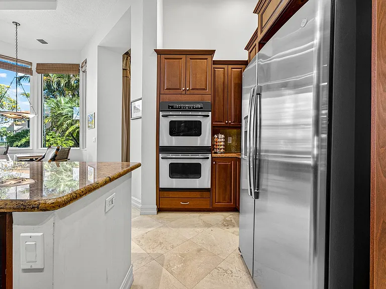 123 Sunesta Cove Dr — Photo 16