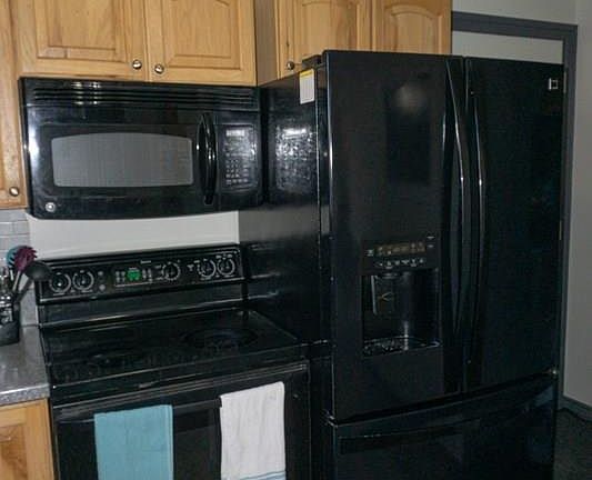 5th image of 2660 Hallon St