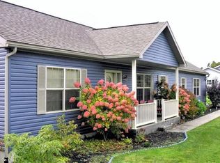 18 Valley View Dr, Warren, PA 16365