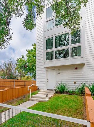 2nd image of 139 Catalpa Ave