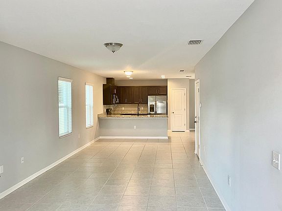 4th image of 2928 N 21st St