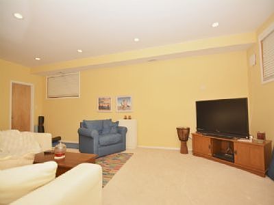 1st image of 1449 W Walton Street # First Floor