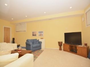 1449 W Walton Street #First Floor, Chicago, IL 60642