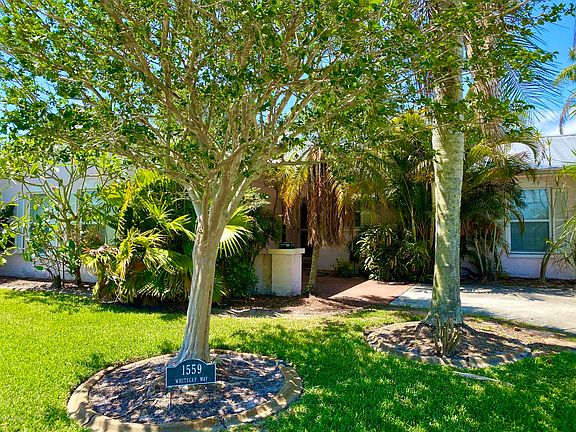 5th image of 1559 White Cap Way