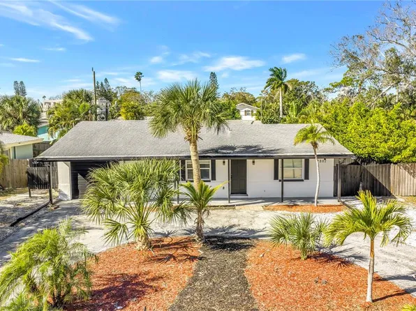 2801 45th St S, Gulfport, FL 33711