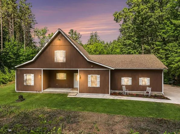 9370 Alex Dr, Richland, MI 49083