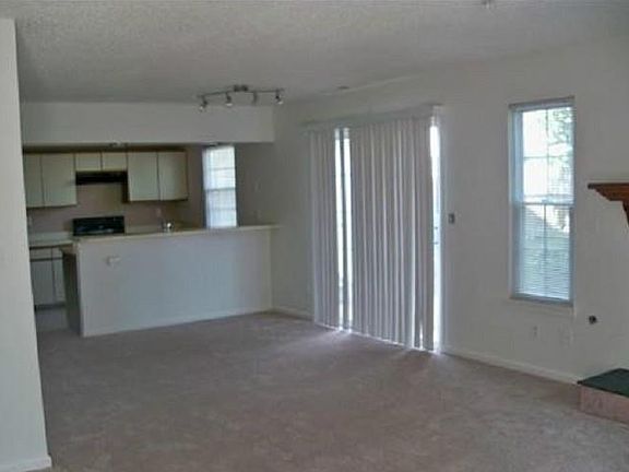 2nd image of 4405 Segovia Ct