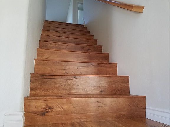 5th image of 11729 Cliffwood St