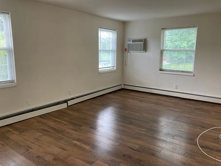 101 Valley Rd — Photo 31