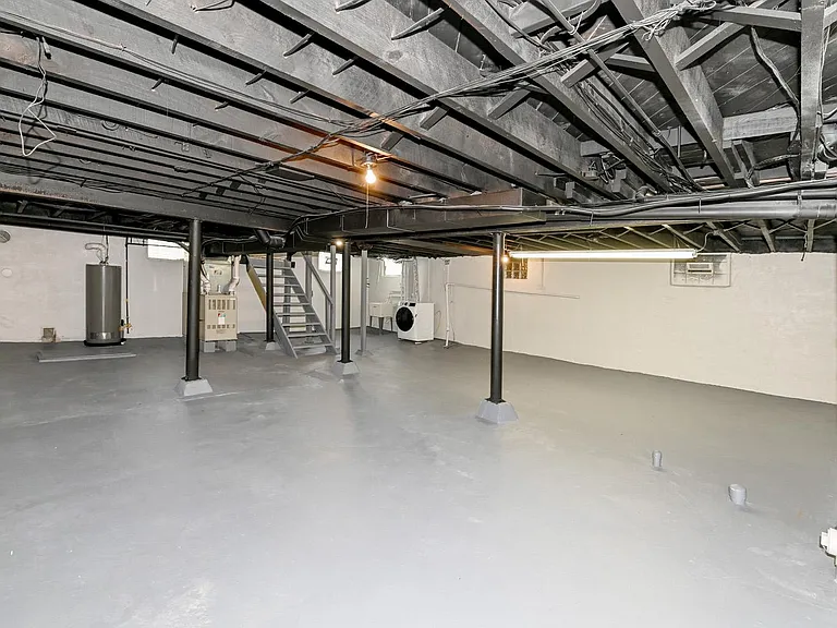 7981 State Rd — Photo 30