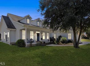 758 Pine Dr, Woodbine, GA 31569