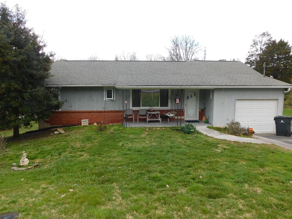 1st image of 1505 Maple Dr