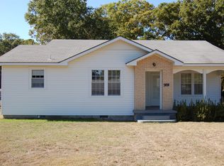 2424 Dover Ave, Camden, AR 71701
