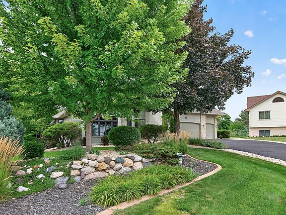 2nd image of 1505 Blackhawk Ridge Way