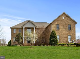 10977 Sassan Ln, Hagerstown, MD 21742