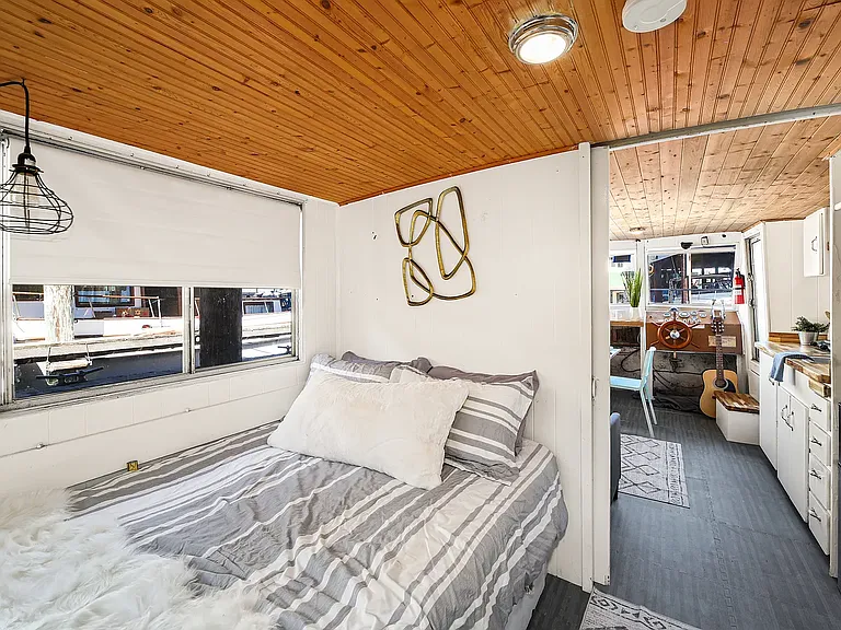 11 E Allison St #6 — Photo 2