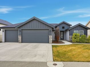 2229 E Grayson St, Meridian, ID 83642
