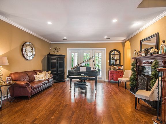 4th image of 16417 Dunlindale Dr