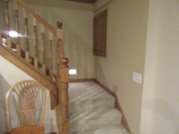 5th image of 11740 Leeward Ave S