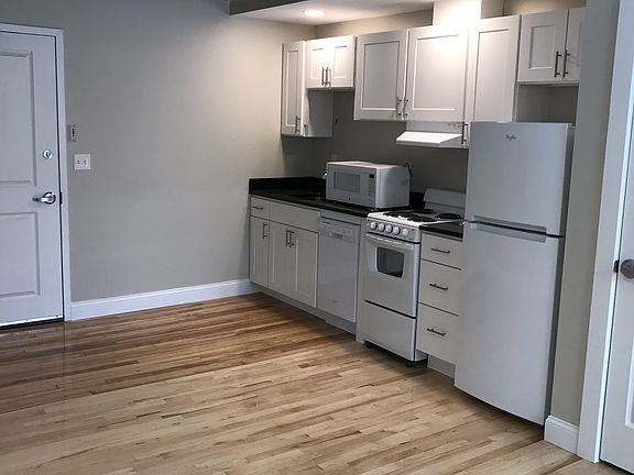 2nd image of 5 Pleasant Ave #111