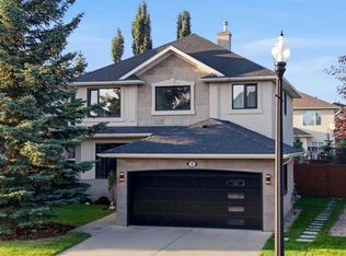 8 S Strathlea Close SW, Calgary, AB T3H 5B1