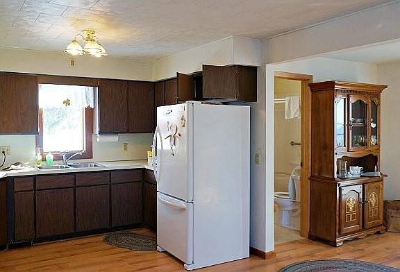Kitchen - Appliances Included