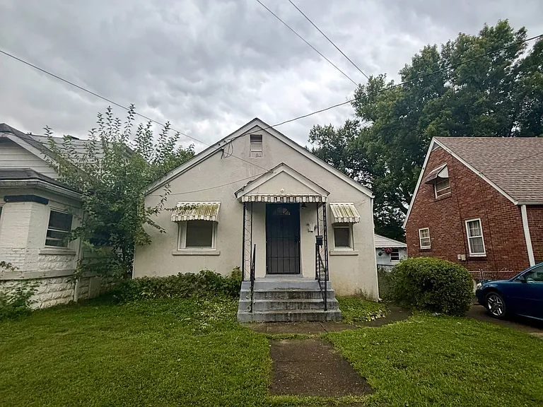 724 W Evelyn Ave — Photo 1