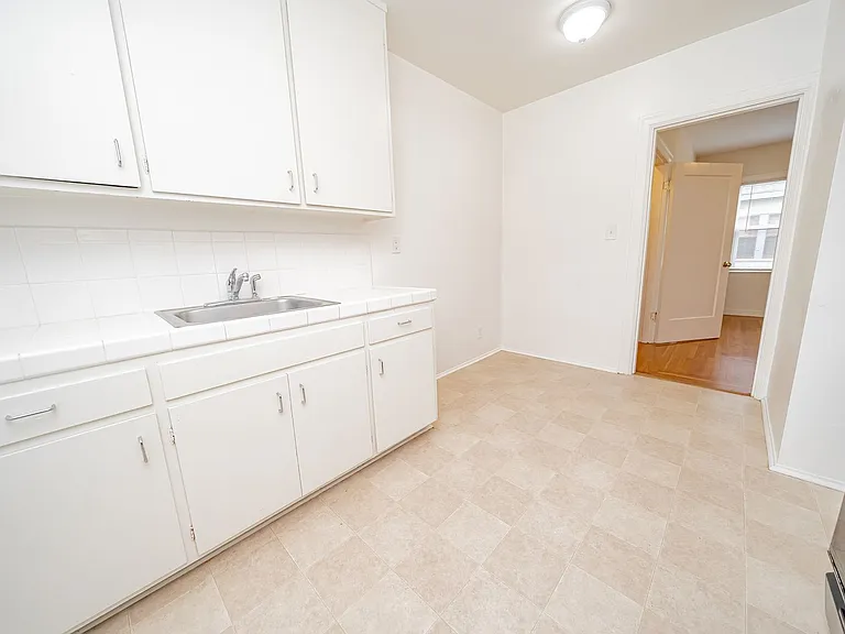 1315-1321 Dwight Way — Photo 7
