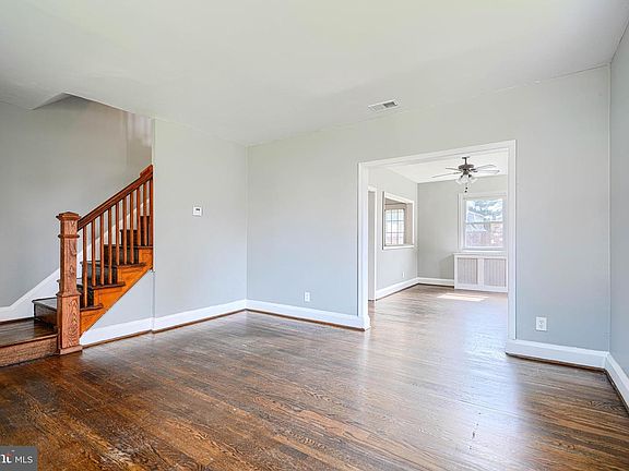 2nd image of 2504 Liberty Pkwy