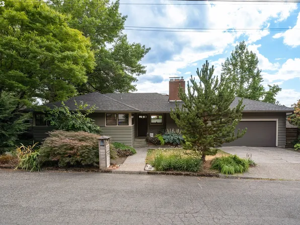 4463 SW Washouga Ave, Portland, OR 97239