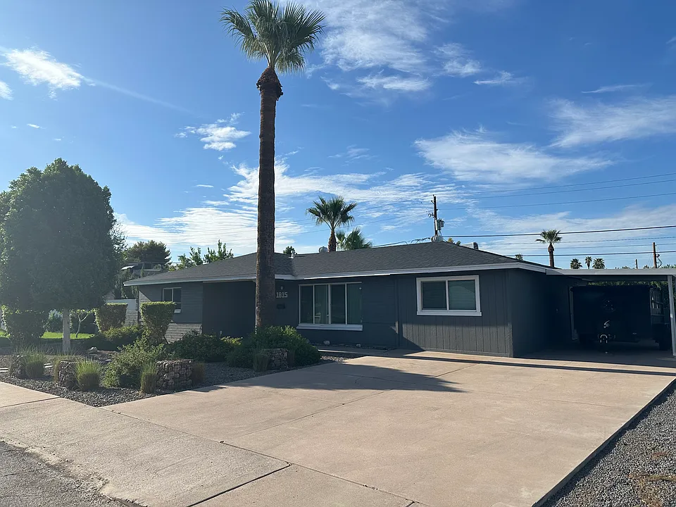 1815 E Minnezona Ave