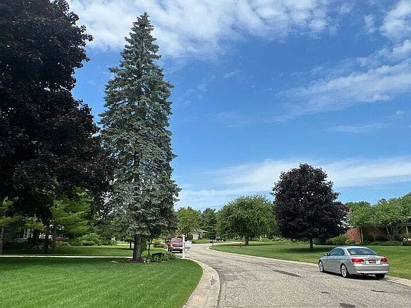 4th image of 5188 Aintree Rd
